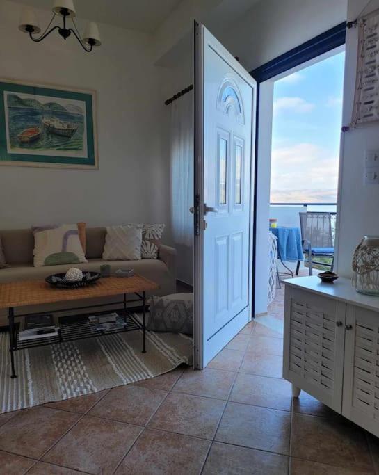 Vila Ocean Vista Retreat Skala Polichnitou Exteriér fotografie